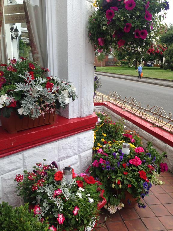 Rembrandt Guest House เกรทยาร์มัธ ภายนอก รูปภาพ