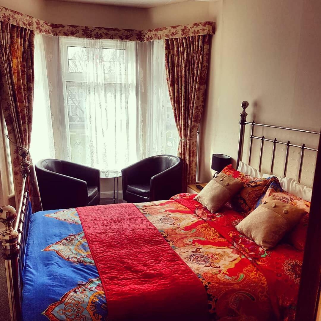 Rembrandt Guest House เกรทยาร์มัธ ภายนอก รูปภาพ